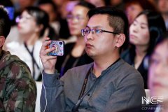 常宏設(shè)計(jì)師侯俊晨、王飛—— “CCFA新消費(fèi)論壇-2019中國(guó)特許加盟大會(huì)”交流學(xué)習(xí)